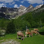 Camping Pena Montanesa 3*