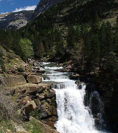 Pena Montanesa 아인사