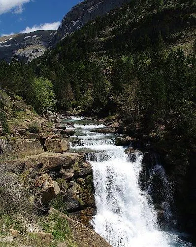 Pena Montanesa Aínsa